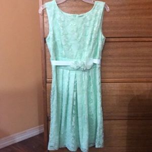 Mint green floral lace dress, size 3, by BCX